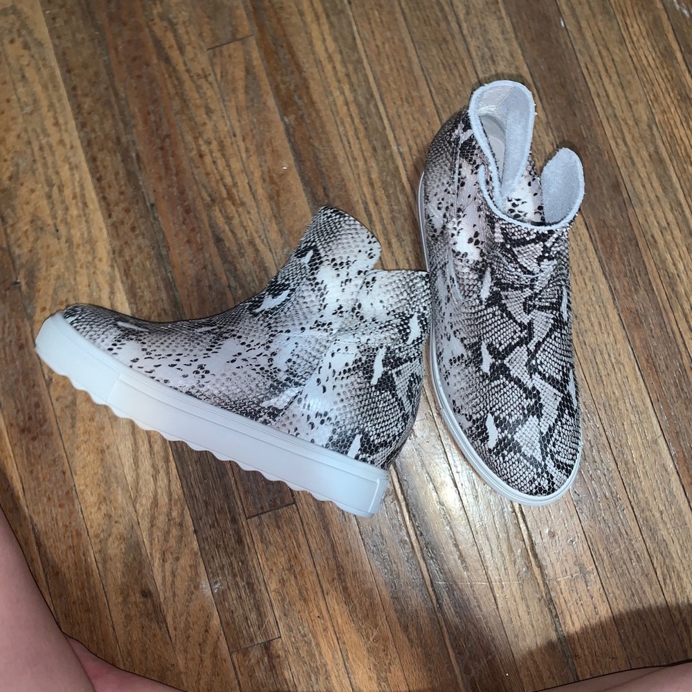 BRAND NEW JSLIDES